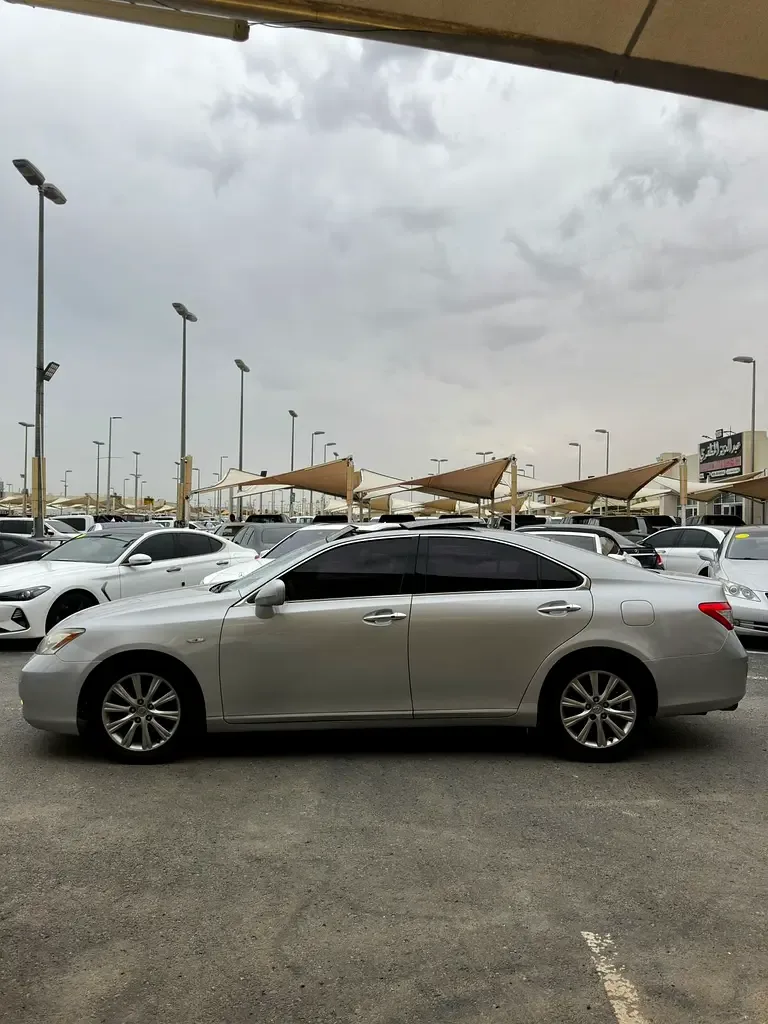 Lexus ES 350 AT (275 hp) - 11