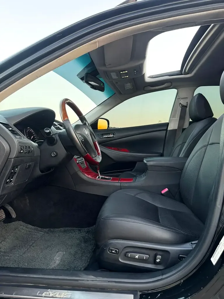 Lexus ES 350 AT (277 حصان) - 3