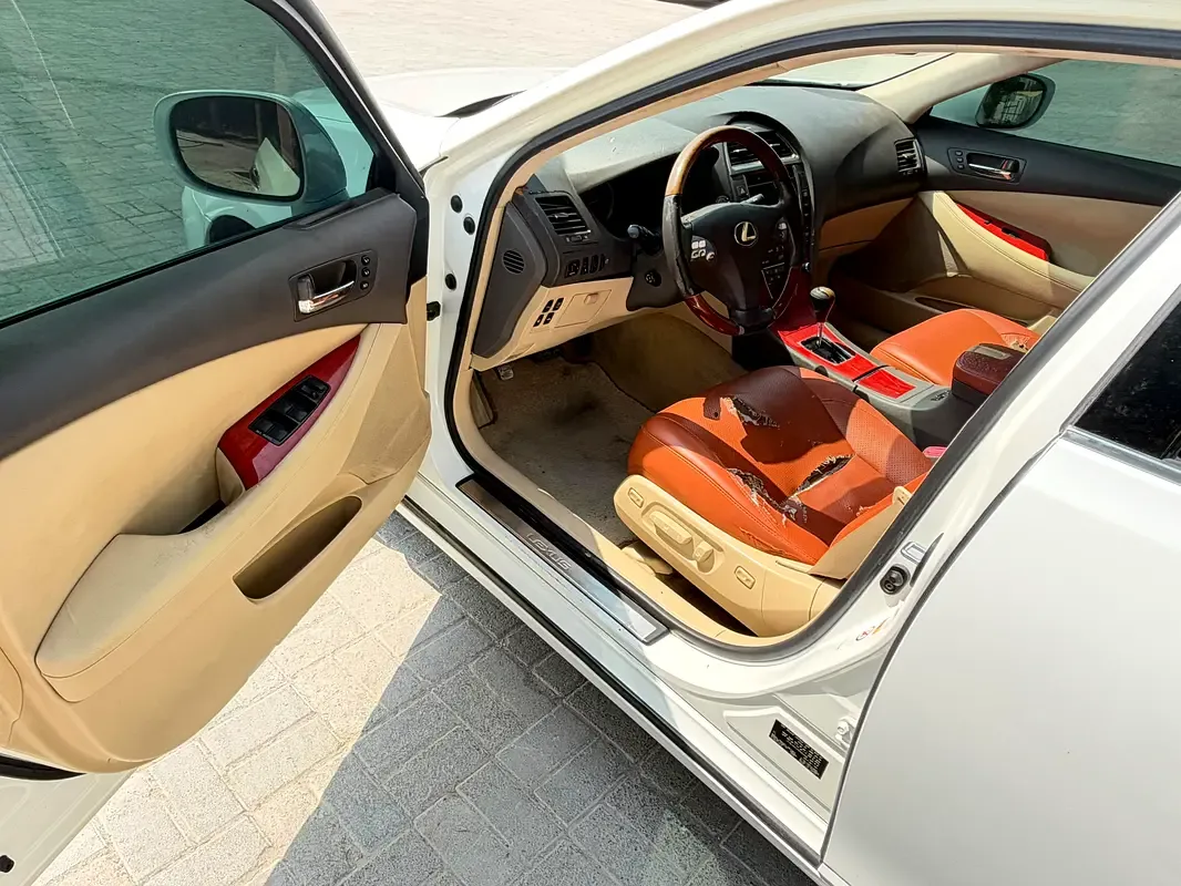 Lexus ES 350 AT (277 حصان) - 9
