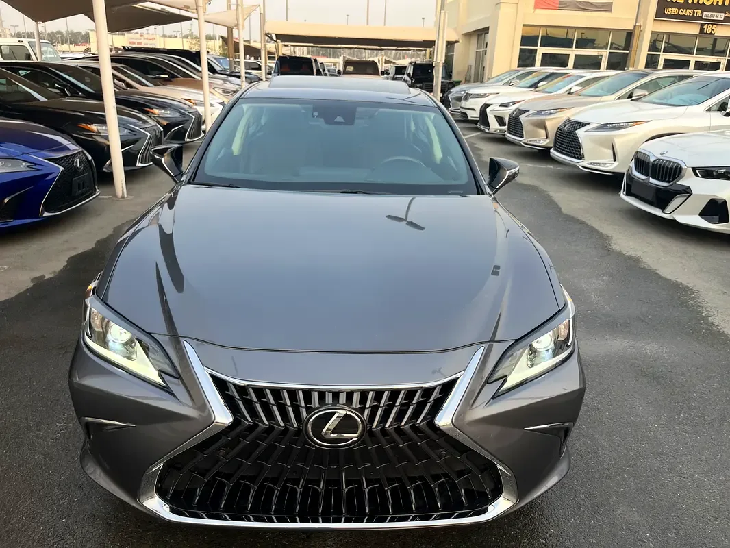 Lexus ES 350 AT (306 حصان) - 4