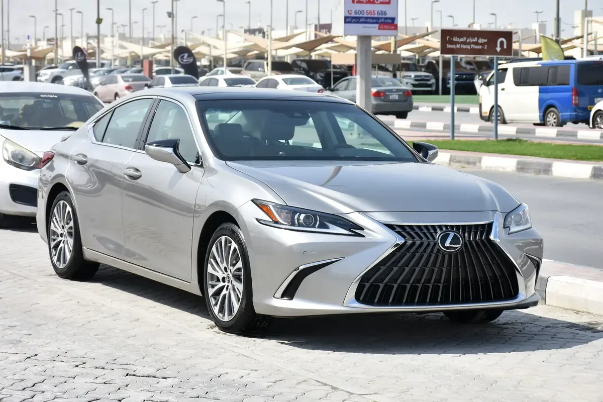 Lexus ES 350 AT (306 hp)