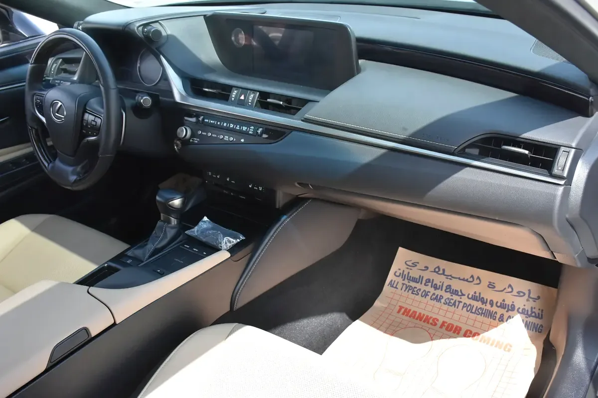 Lexus ES 350 AT (306 hp) - 10