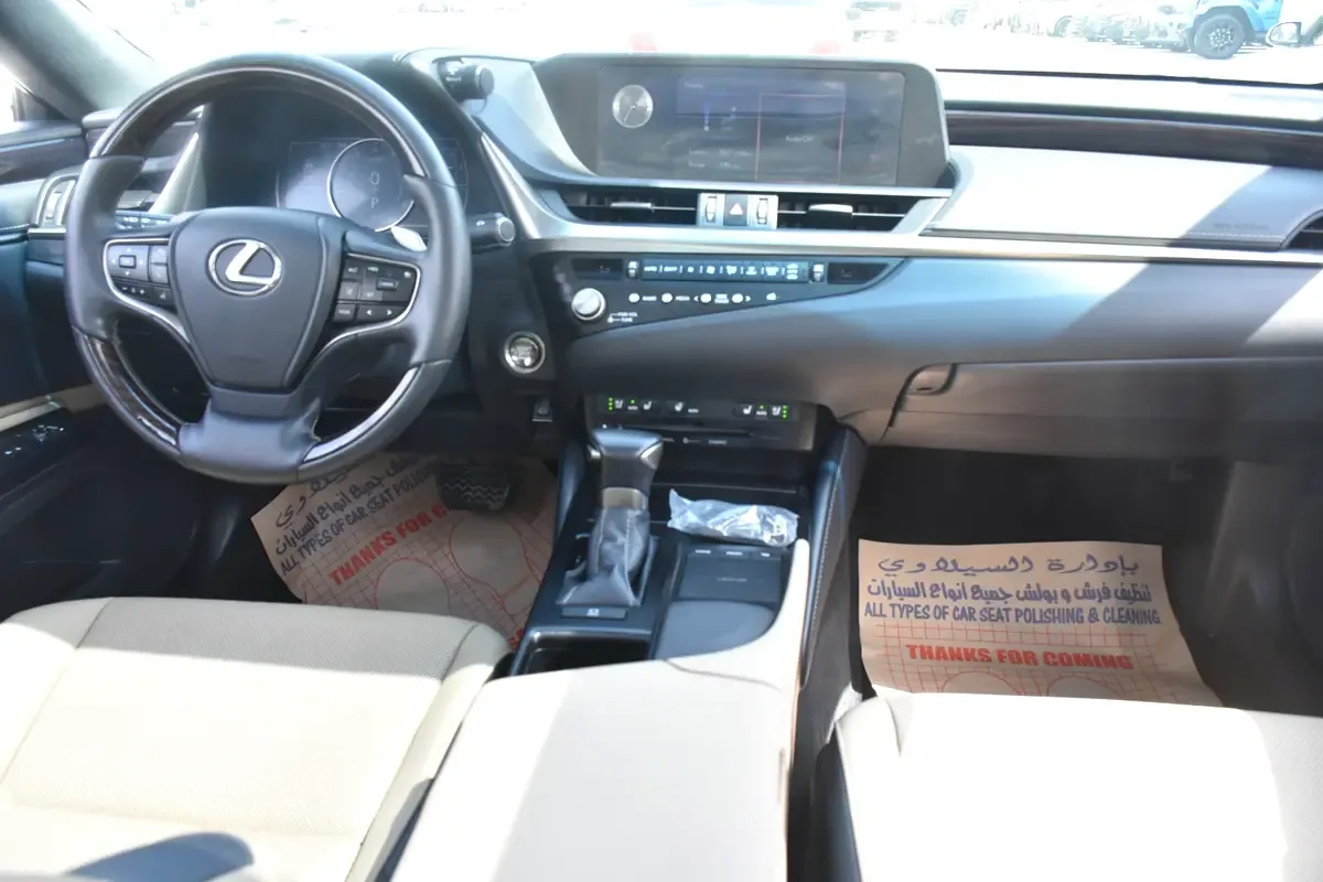 Lexus ES 350 AT (306 hp) - 11