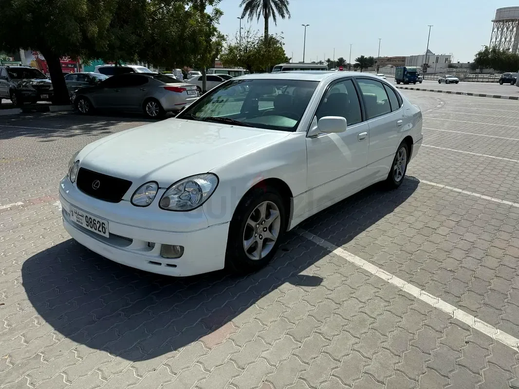 Lexus GS 3.0 AT (228 hp)