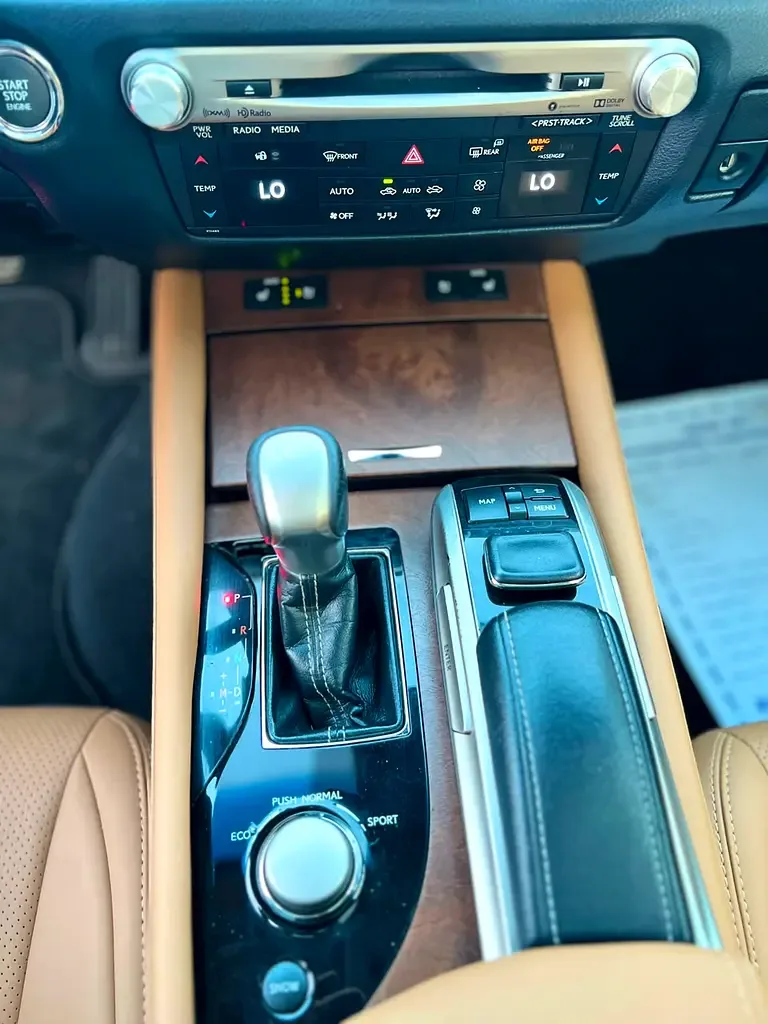 Lexus GS 350 AT (315 حصان) - 6