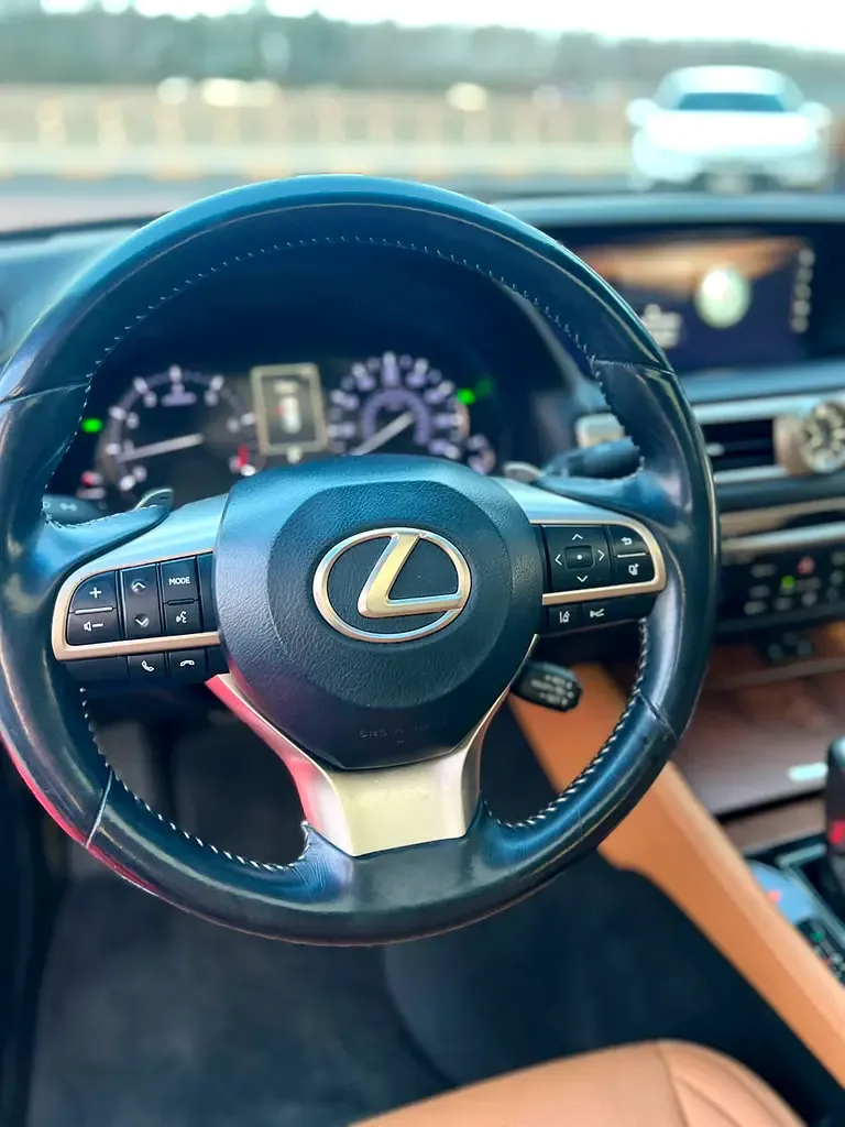 Lexus GS 350 AT (315 حصان) - 8