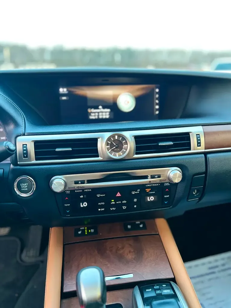 Lexus GS 350 AT (315 حصان) - 10