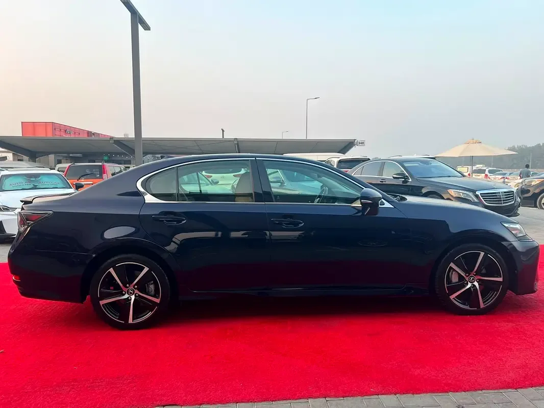 Lexus GS 350 AT (315 حصان) - 13