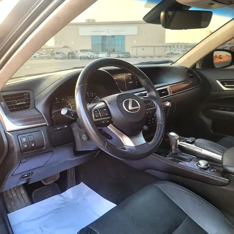Lexus GS 350 AT (315 حصان) - 10