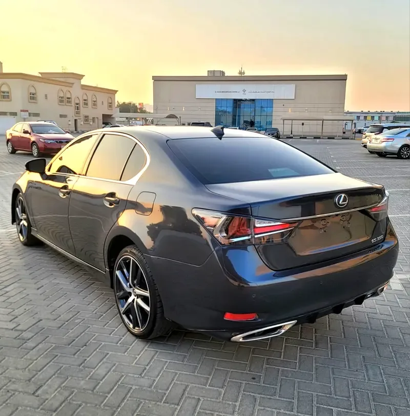 Lexus GS 350 AT (315 حصان) - 13