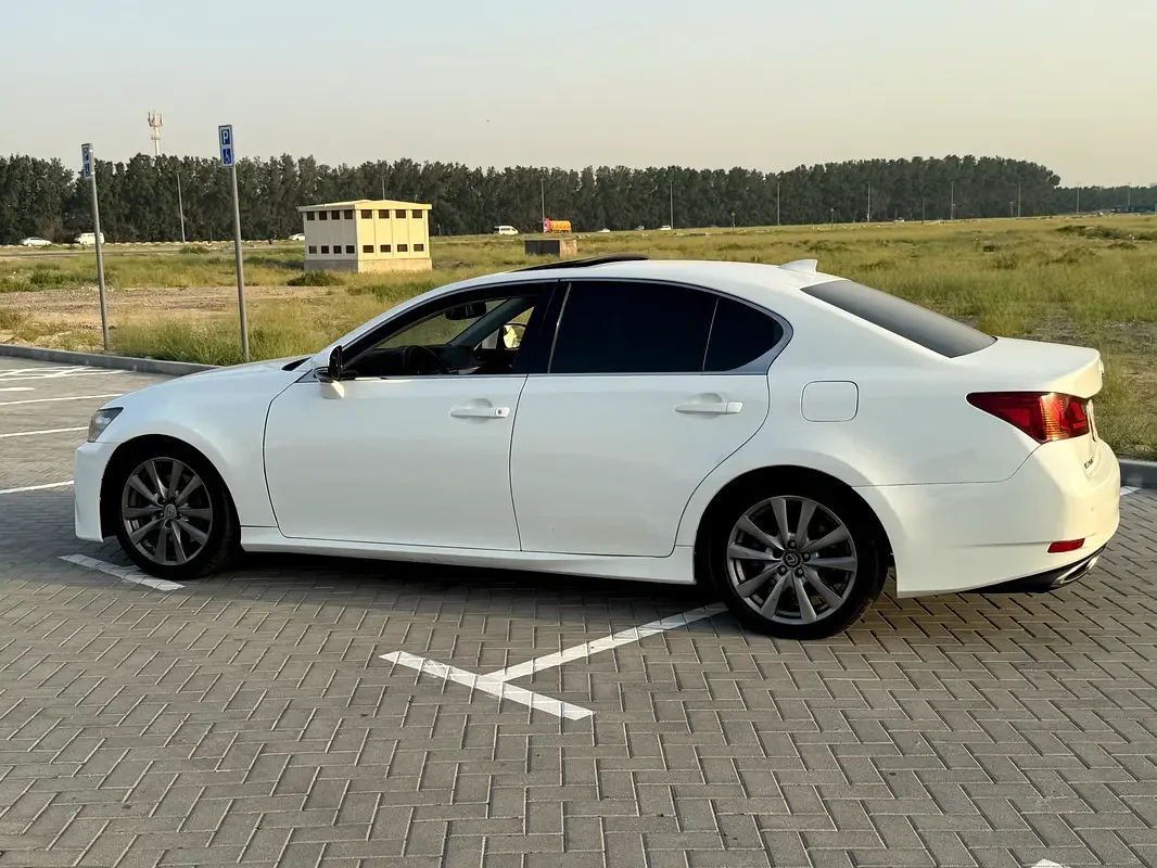 Lexus GS 350 AT (315 حصان) - 4