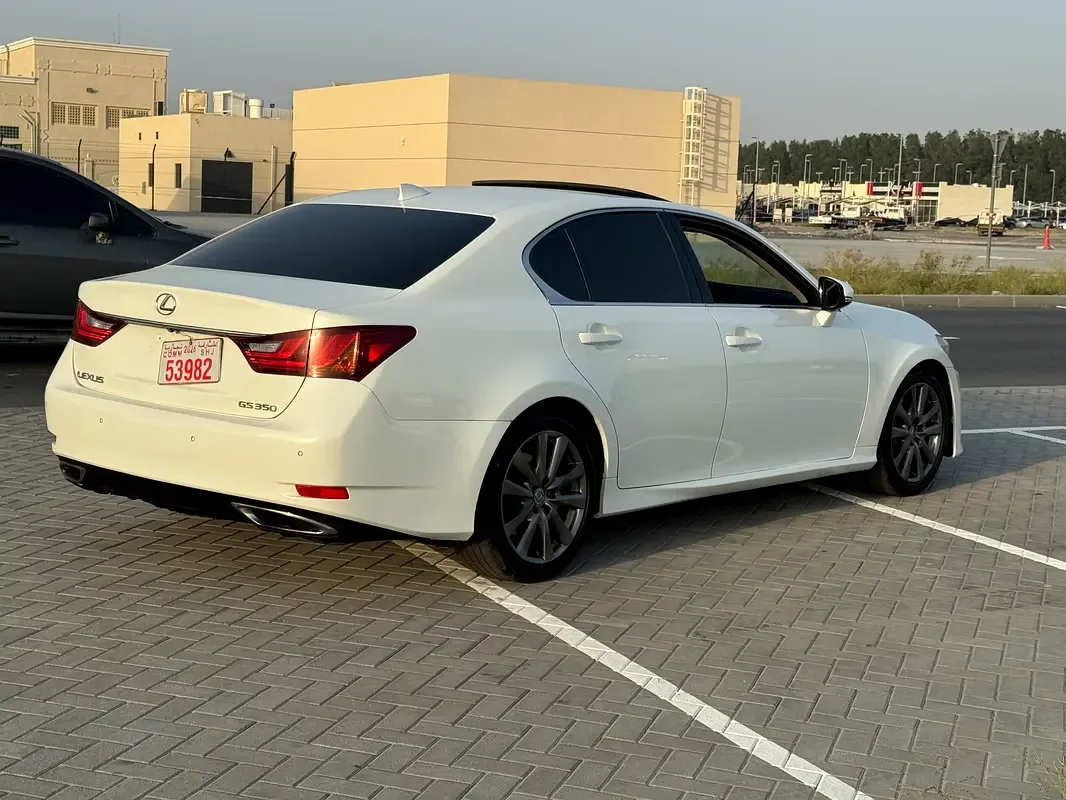 Lexus GS 350 AT (315 حصان) - 10