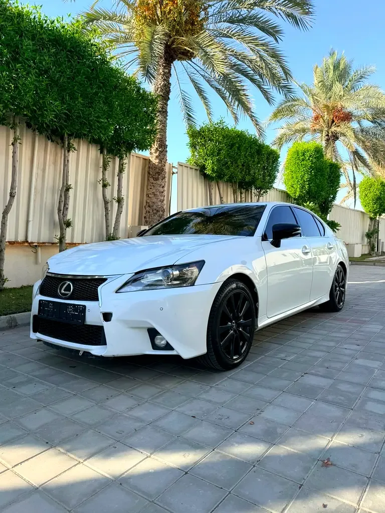 Lexus GS 350 AT AWD (317 hp)