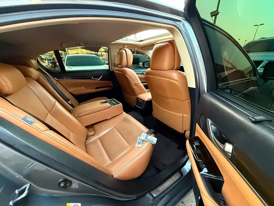 Lexus GS 350 AT AWD (317 hp) - 9