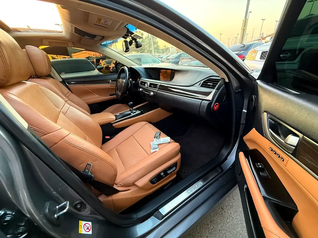 Lexus GS 350 AT AWD (317 hp) - 15