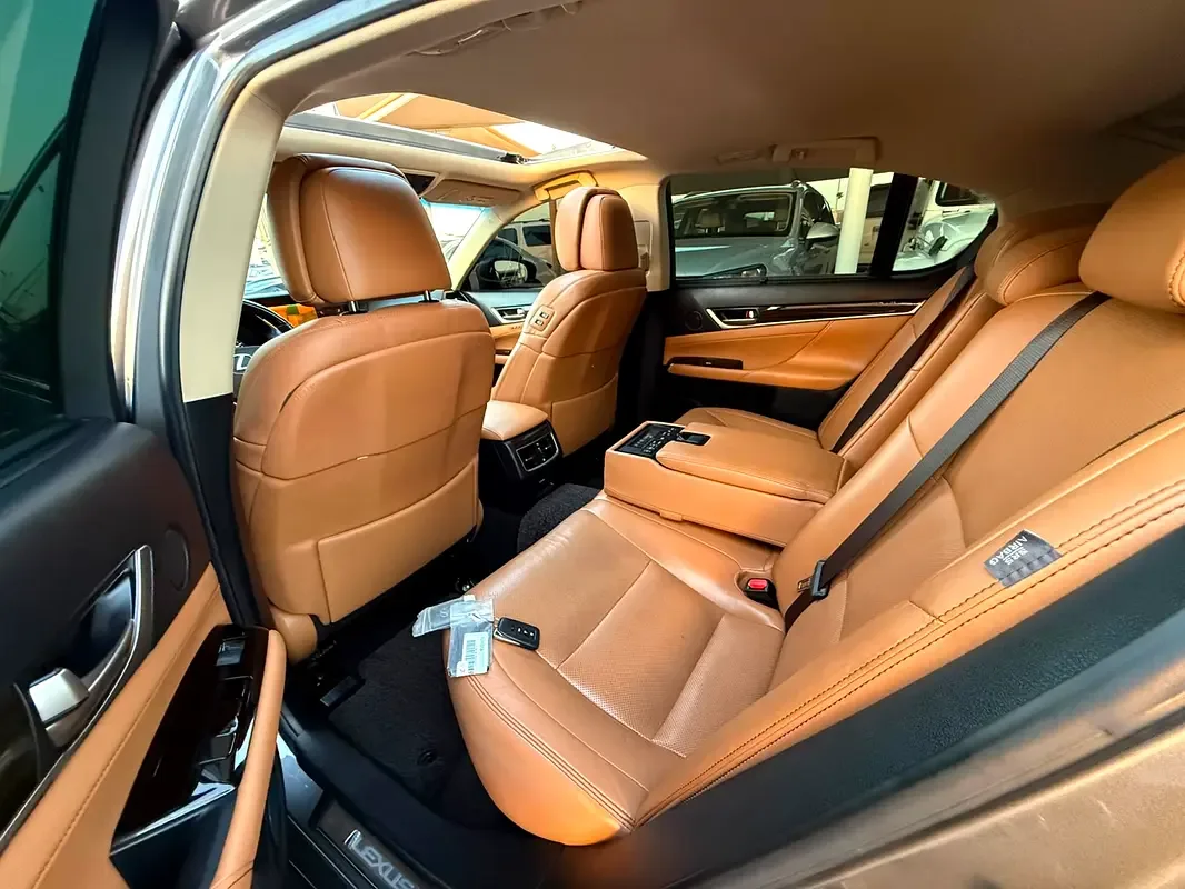 Lexus GS 350 AT AWD (317 hp) - 17
