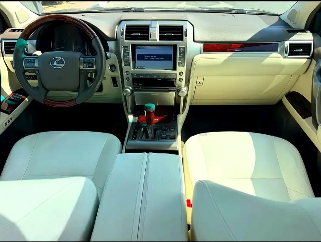 Lexus GX 460 AT (296 hp) - 13
