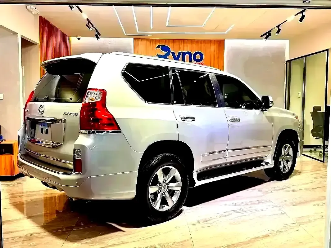 Lexus GX 460 AT (296 حصان) - 4