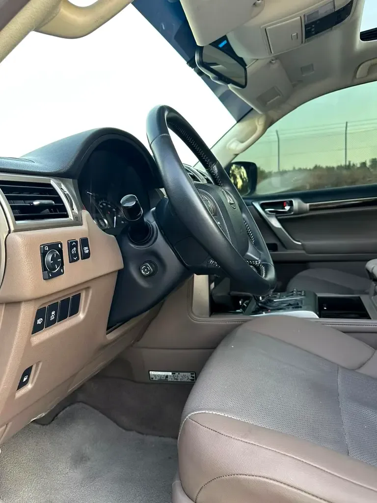 Lexus GX 460 AT AWD (5 مقاعد) (296 حصان) - 7