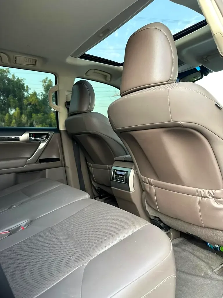 Lexus GX 460 AT AWD (5 مقاعد) (296 حصان) - 9