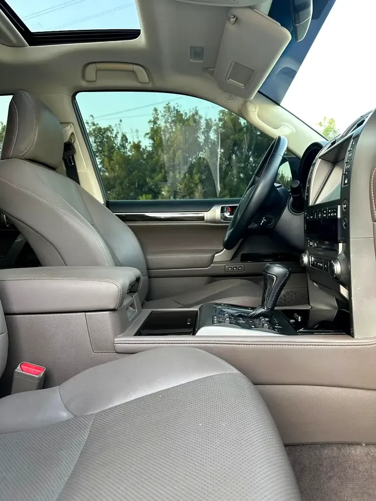 Lexus GX 460 AT AWD (5 مقاعد) (296 حصان) - 12