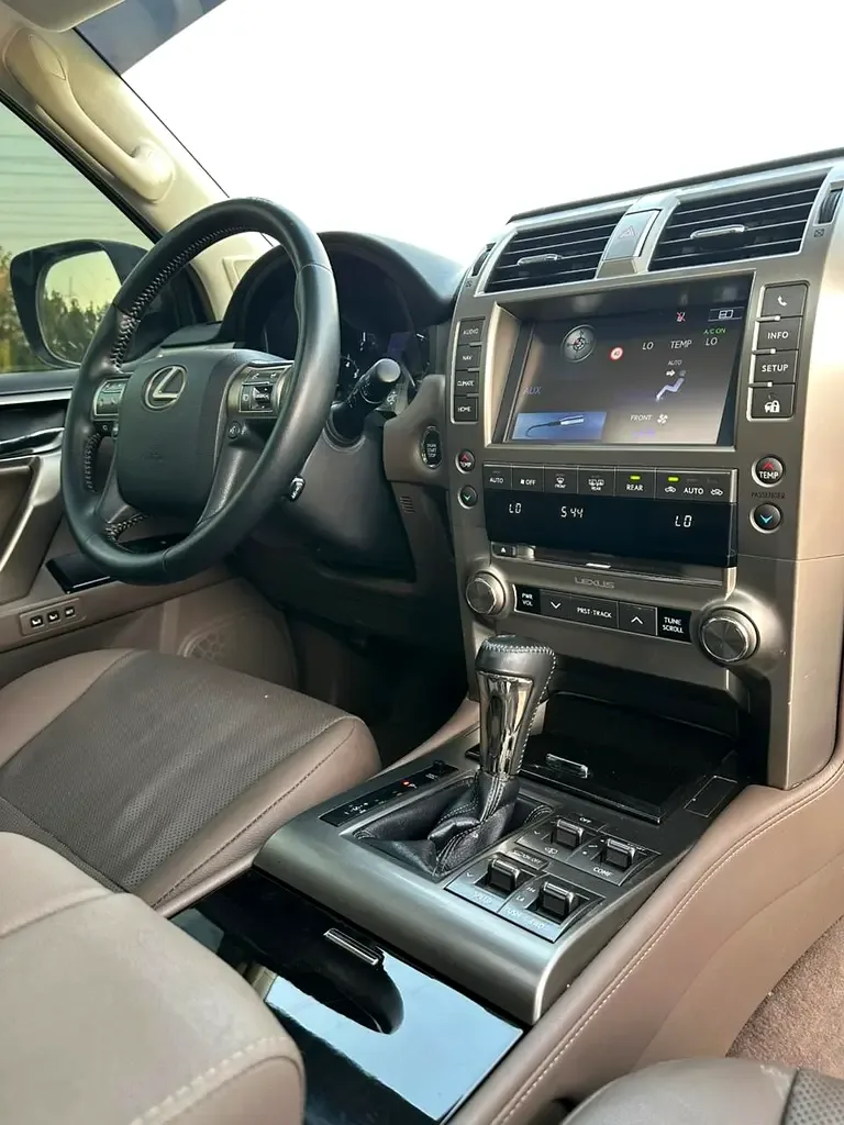 Lexus GX 460 AT AWD (5 مقاعد) (296 حصان) - 18