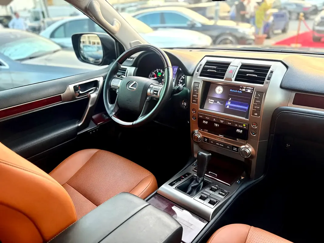 Lexus GX 460 AT AWD (5 places) (296 hp) - 8