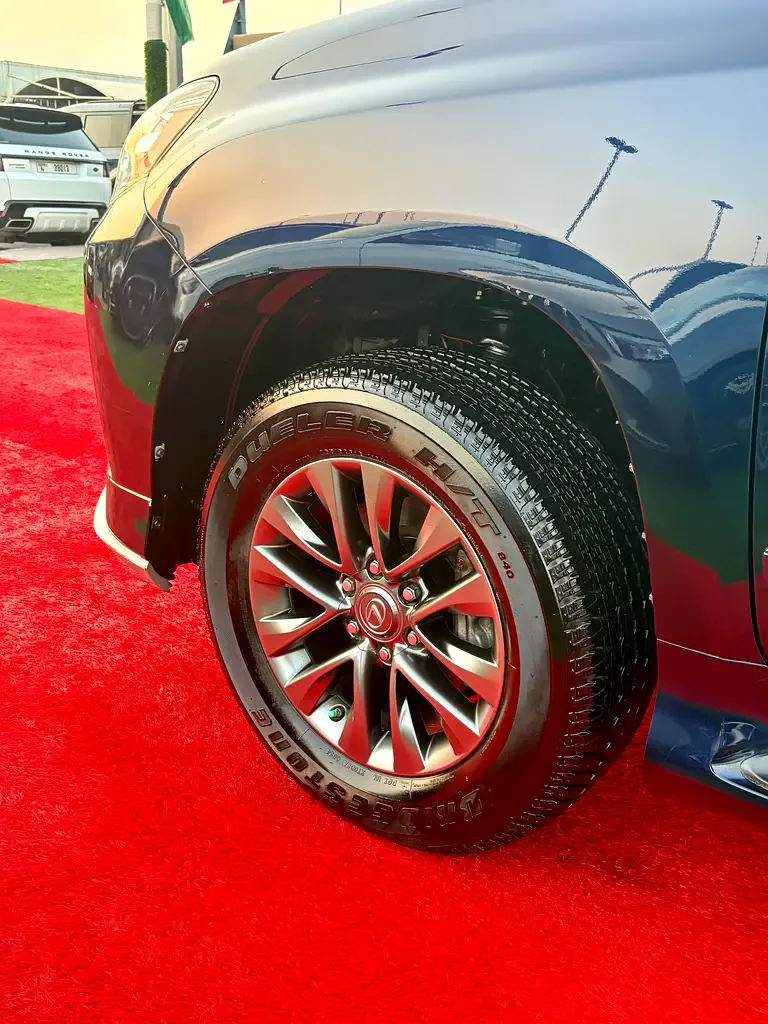 Lexus GX 460 AT AWD (5 places) (296 hp) - 17
