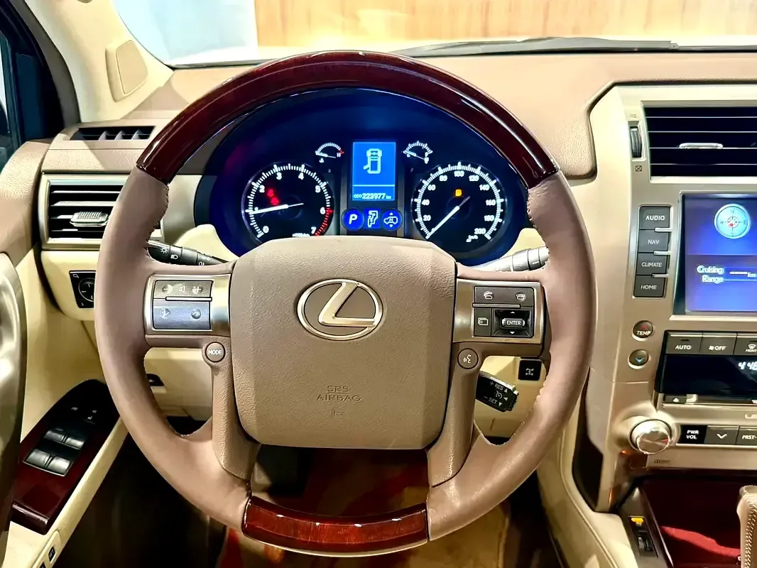 Lexus GX 460 AT AWD (5 مقاعد) (296 حصان) - 8