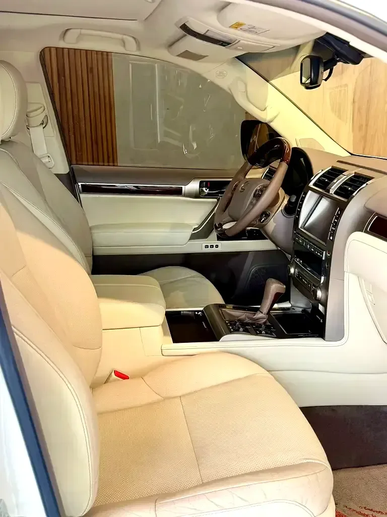 Lexus GX 460 AT AWD (5 مقاعد) (296 حصان) - 11