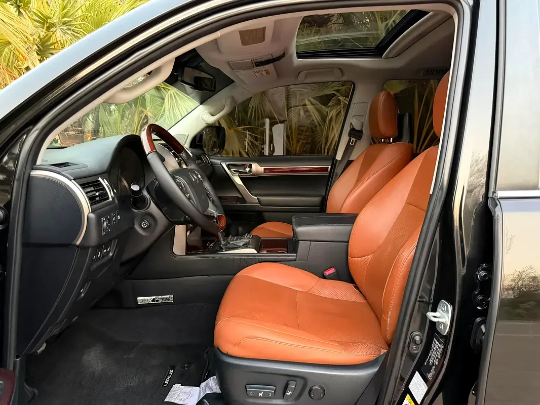 Lexus GX 460 AT AWD (5 مقاعد) (296 حصان) - 9