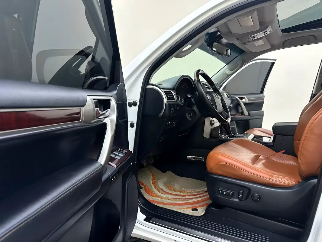 Lexus GX 460 AT AWD (5 مقاعد) (296 حصان) - 4