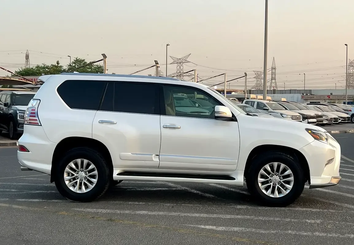 Lexus GX 460 AT AWD (5 مقاعد) (296 حصان) - 8