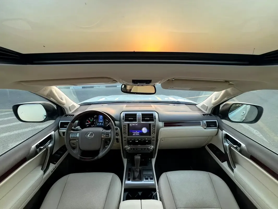 Lexus GX 460 AT AWD (5 مقاعد) (296 حصان) - 11