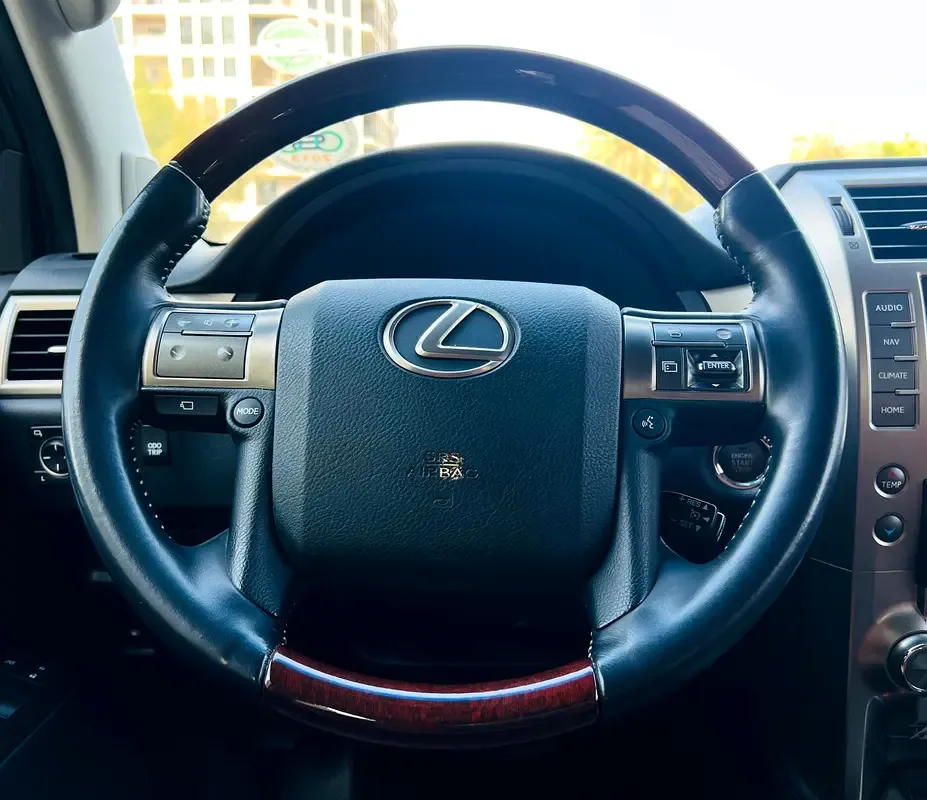 Lexus GX 460 AT AWD (5 seats) (296 hp) - 12