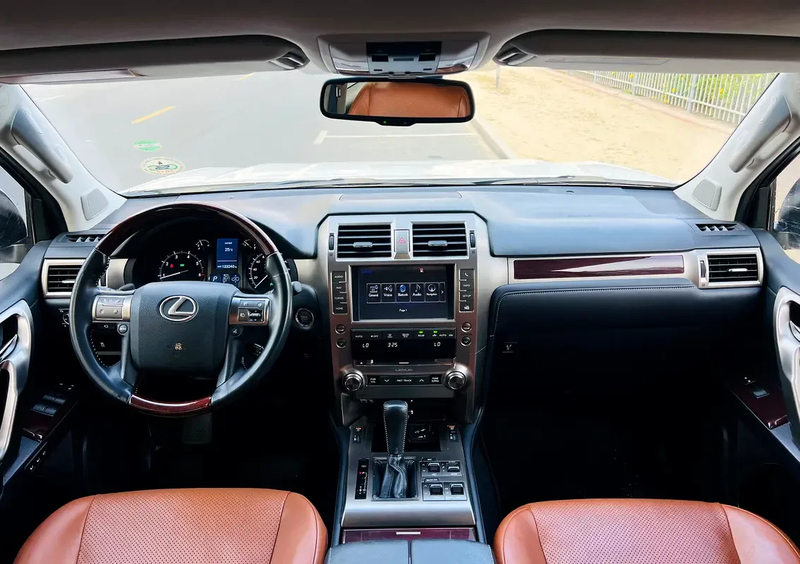 Lexus GX 460 AT AWD (5 seats) (296 hp) - 19
