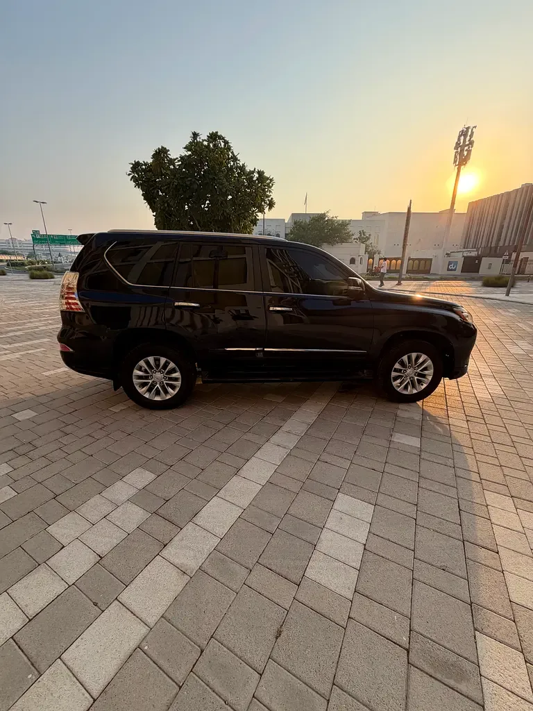 Lexus GX 460 AT AWD (5 مقاعد) (296 حصان) - 8