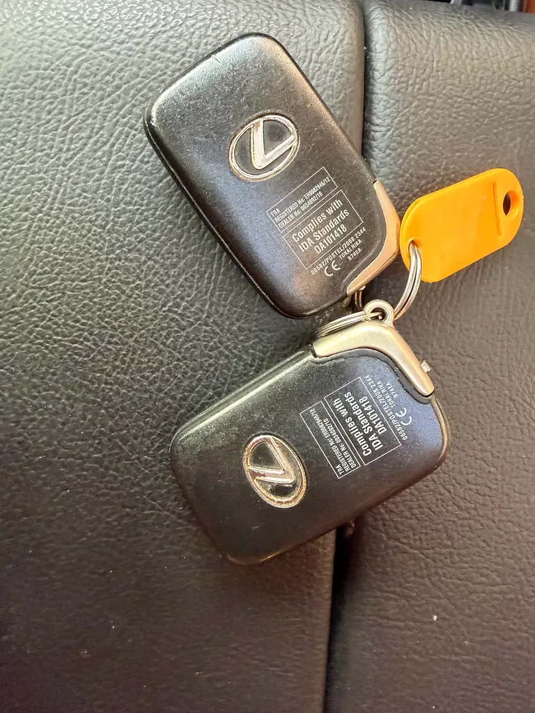Lexus GX 460 AT AWD (5 مقاعد) (296 حصان) - 12