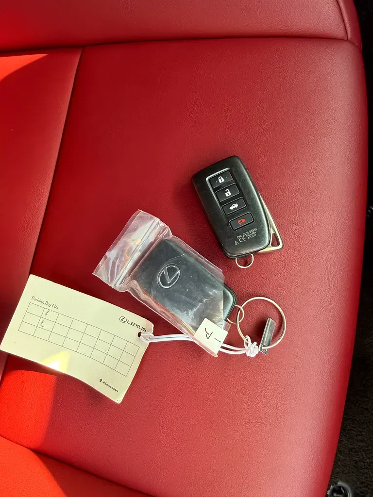 Lexus IS 2.0 AT (245 حصان) - 4