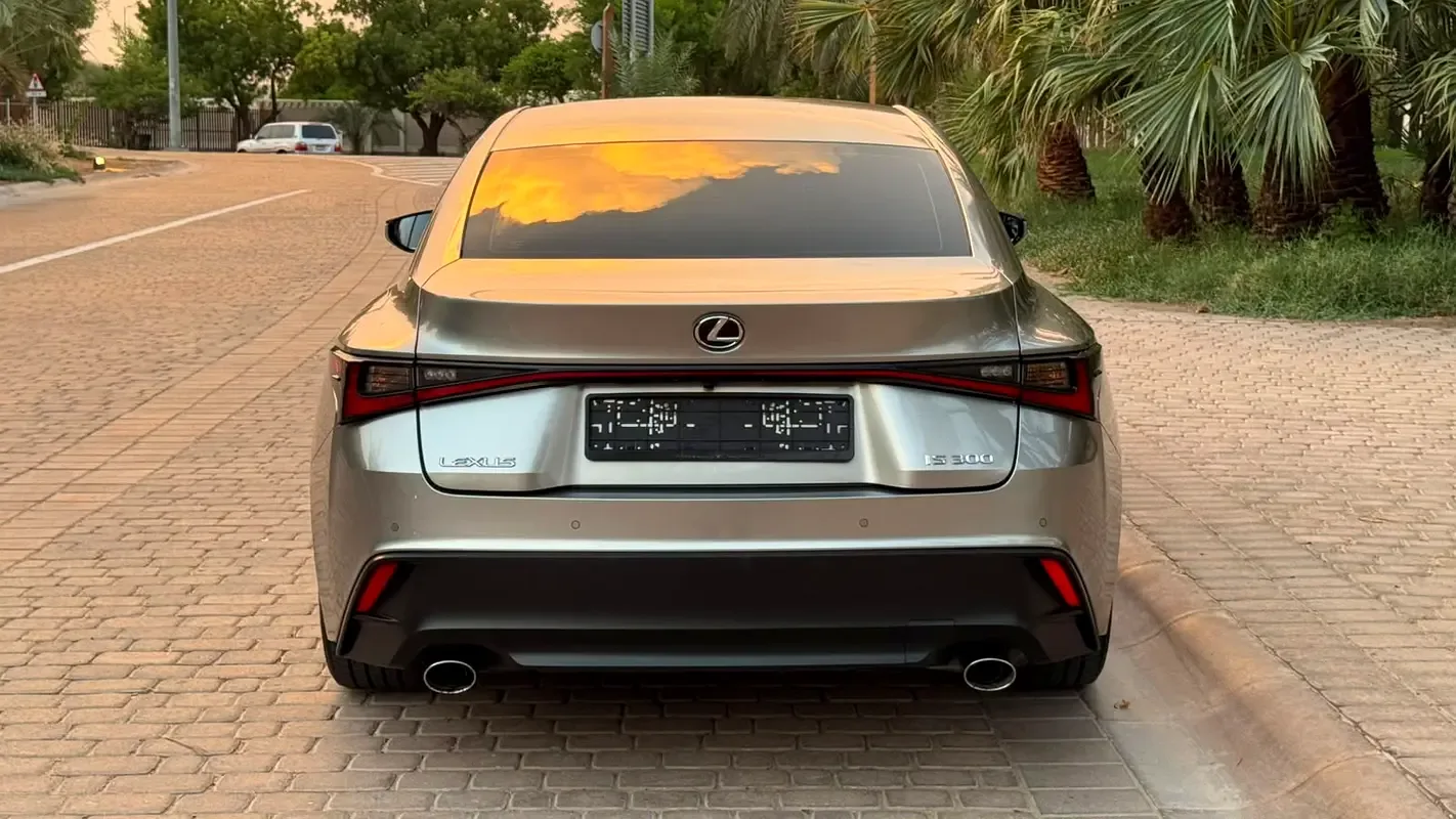 Lexus IS 2.0 AT (245 hp) - 5