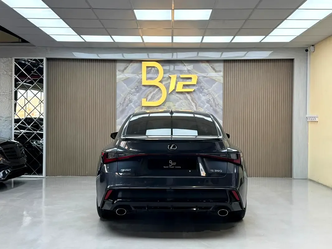 Lexus IS 2.0 AT (245 hp) - 5