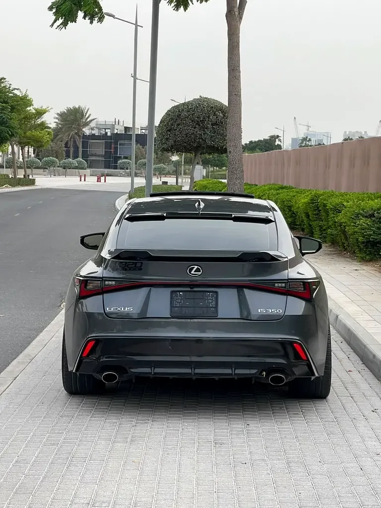 Lexus IS 2.0 AT RWD (245 hp) - 10