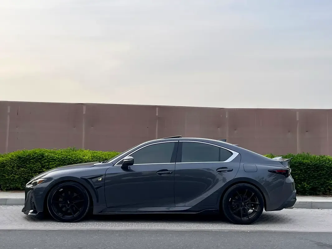 Lexus IS 2.0 AT RWD (245 hp) - 12