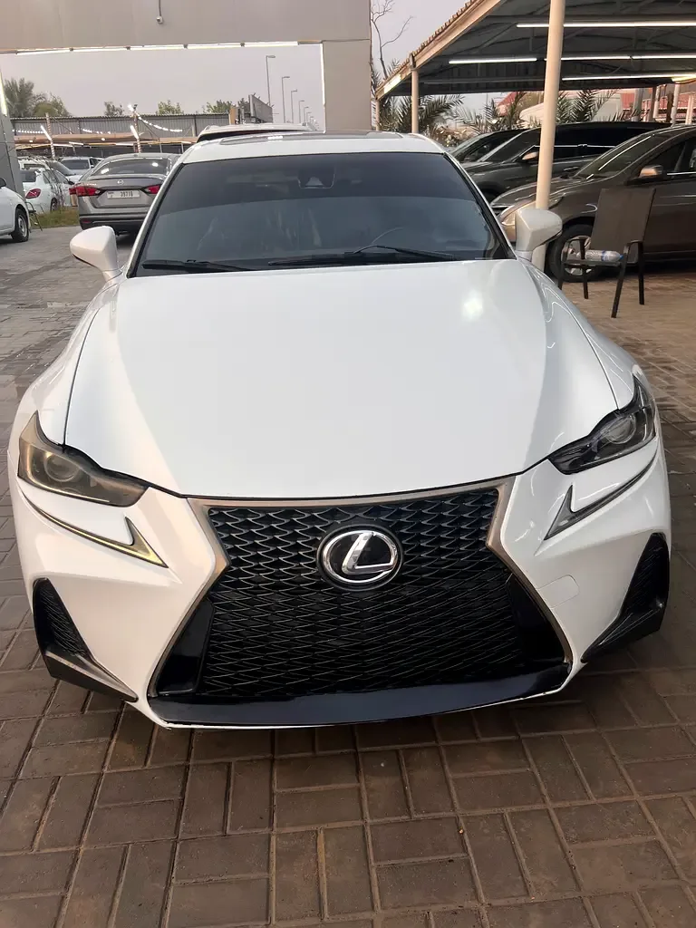 Lexus IS 200 AT (244 hp)