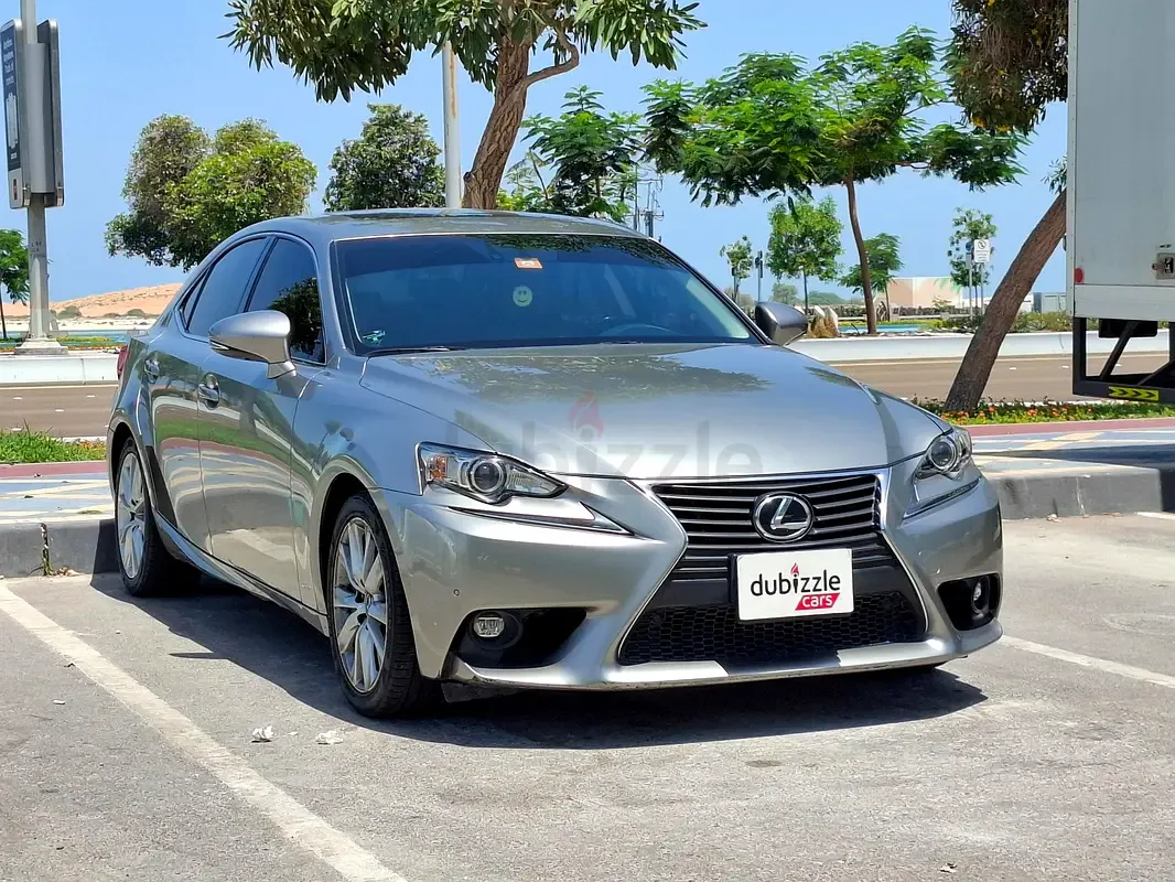 Lexus IS 200 T AT (245 hp)