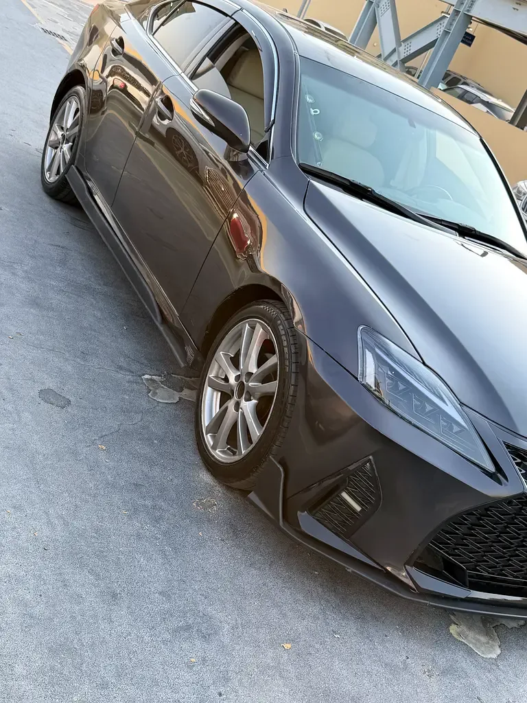 Lexus IS 2.5 AT (208 حصان) - 3