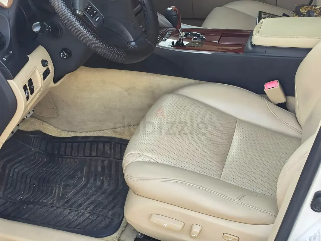 Lexus IS 2.5 AT (208 حصان) - 10