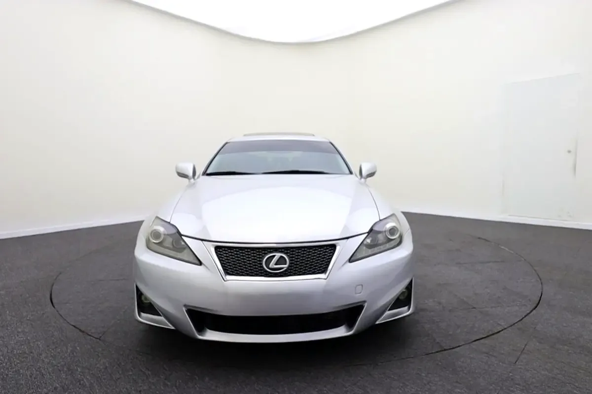 Lexus IS 250 AT (208 hp)