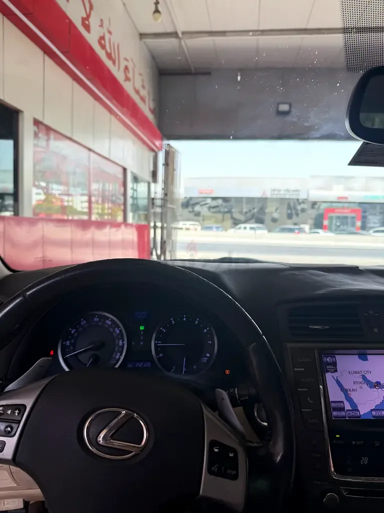 Lexus IS 250 AT (208 حصان) - 9