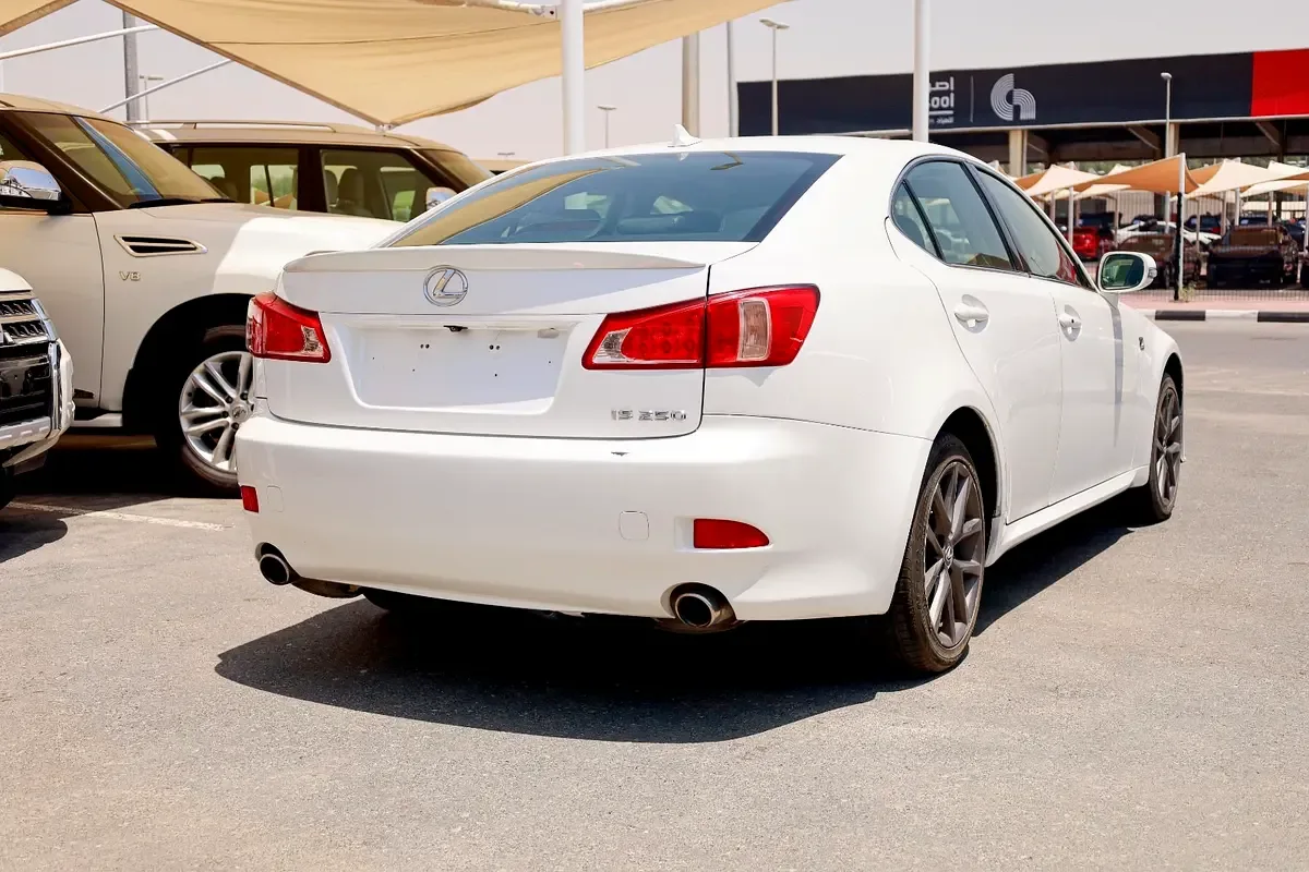 Lexus IS 250 AT (208 hp) - 4